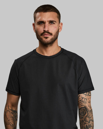 Carbon Fibre T Shirt. Black edition Vollebak