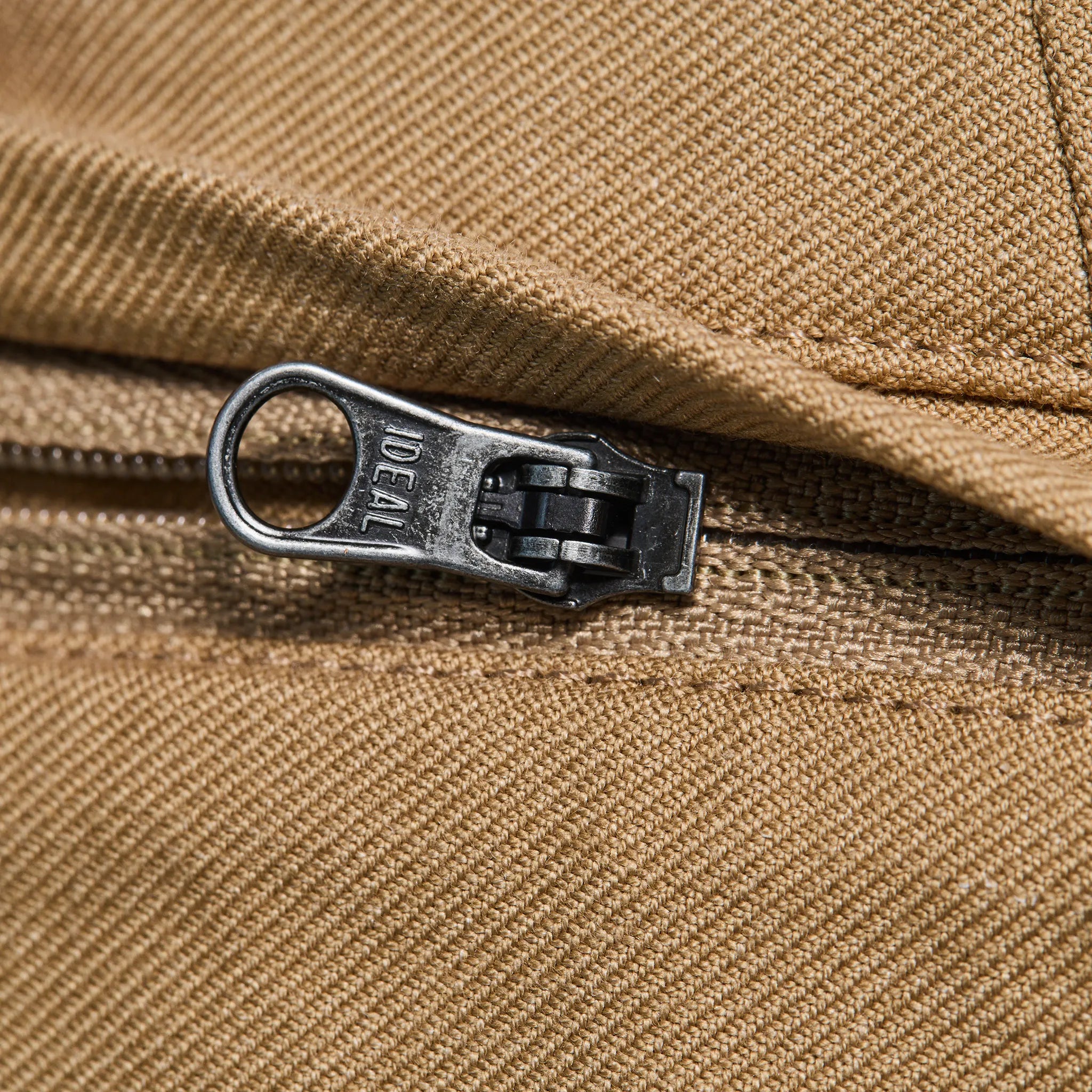 Indestructible Chinos. Sandstone edition