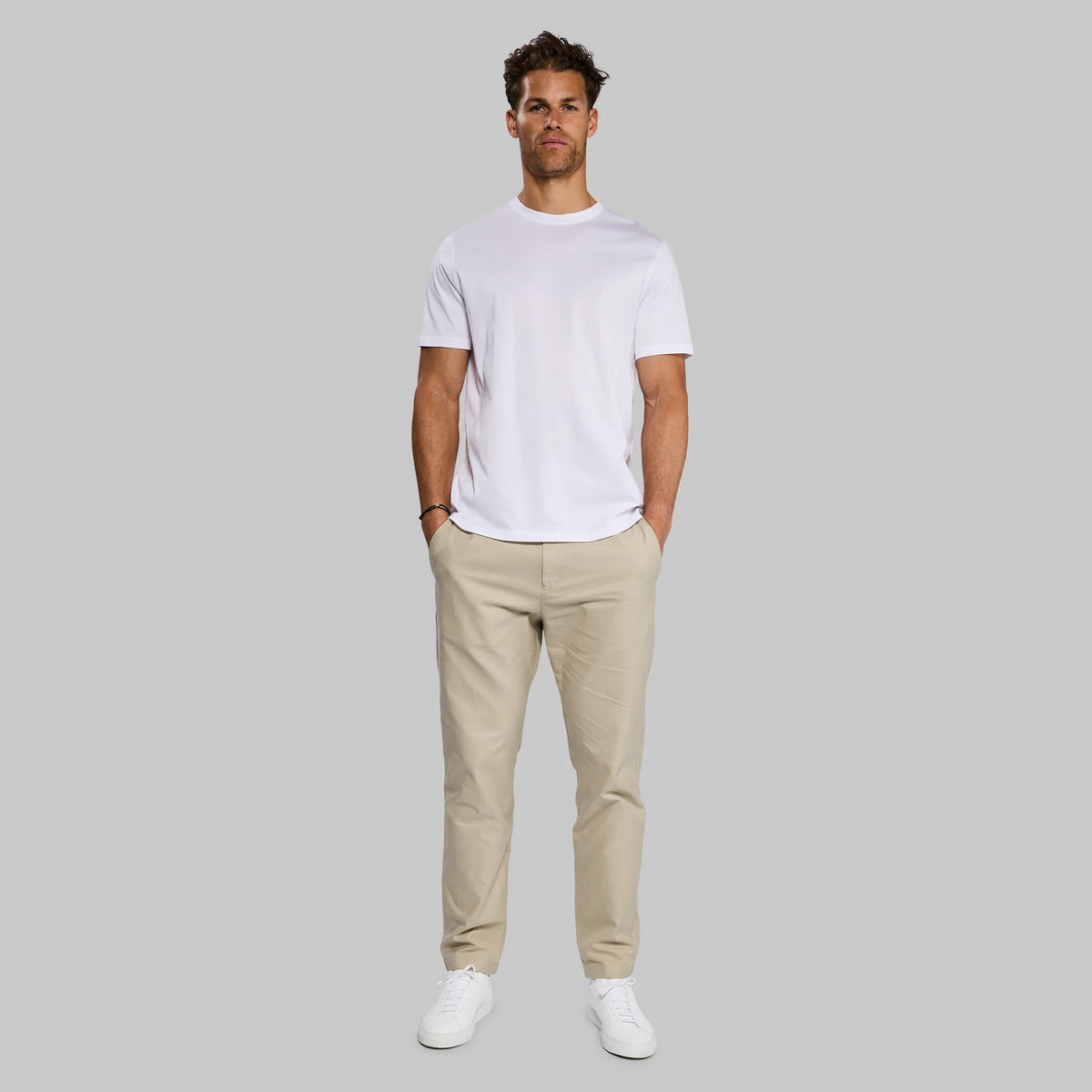 Indestructible Chinos. Sand edition