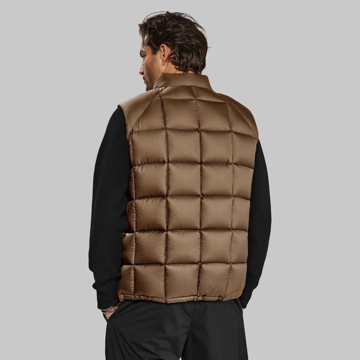 Eiderdown Vest - Fljót Valley Brown edition - Pre-Order