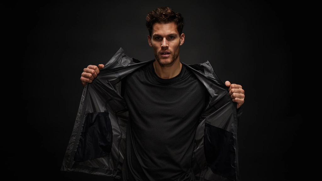 Graphene T Shirt. Black edition – Vollebak