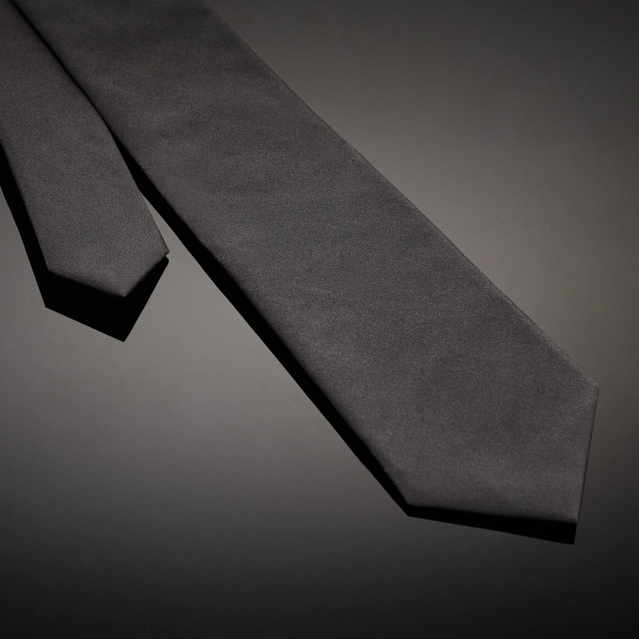 Graphene Tie