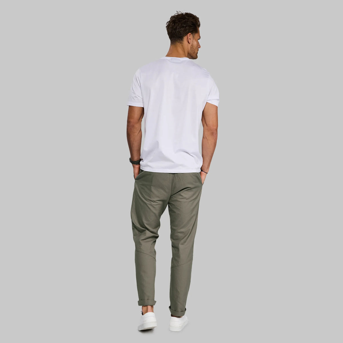 Indestructible Chinos. Khaki edition
