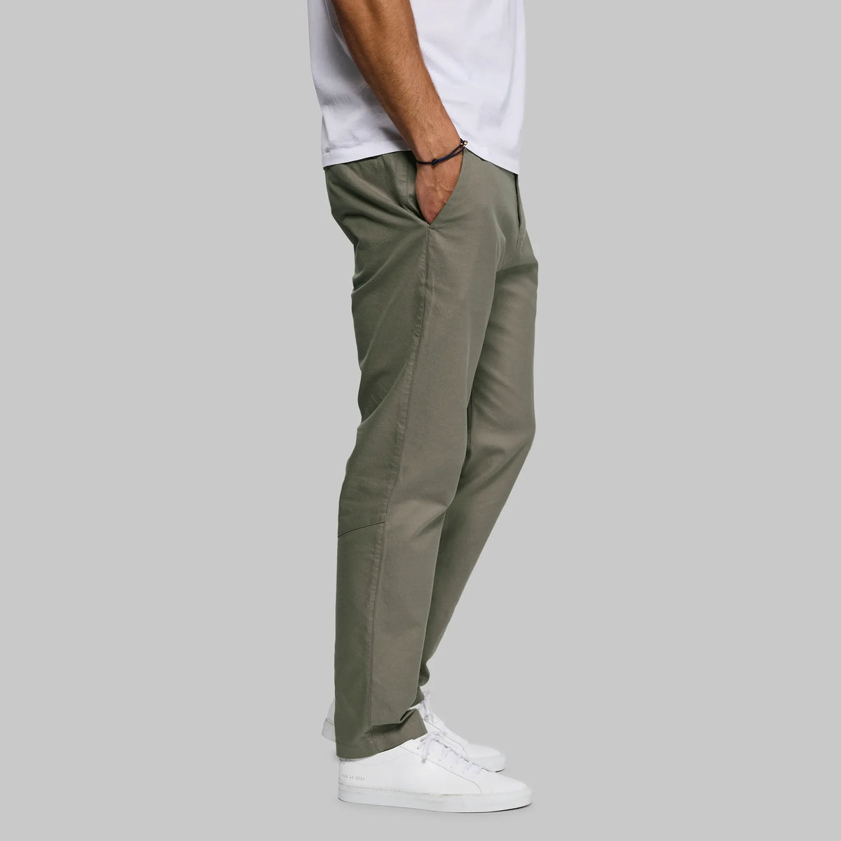 Indestructible Chinos. Khaki edition