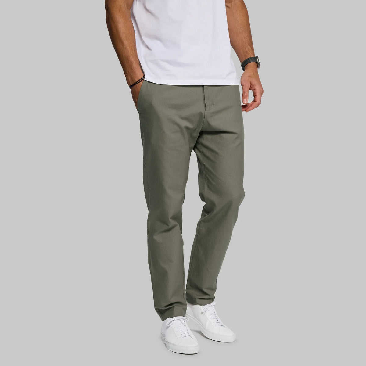 Indestructible Chinos. Khaki edition