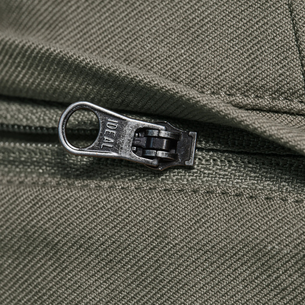 Indestructible Chinos. Khaki edition