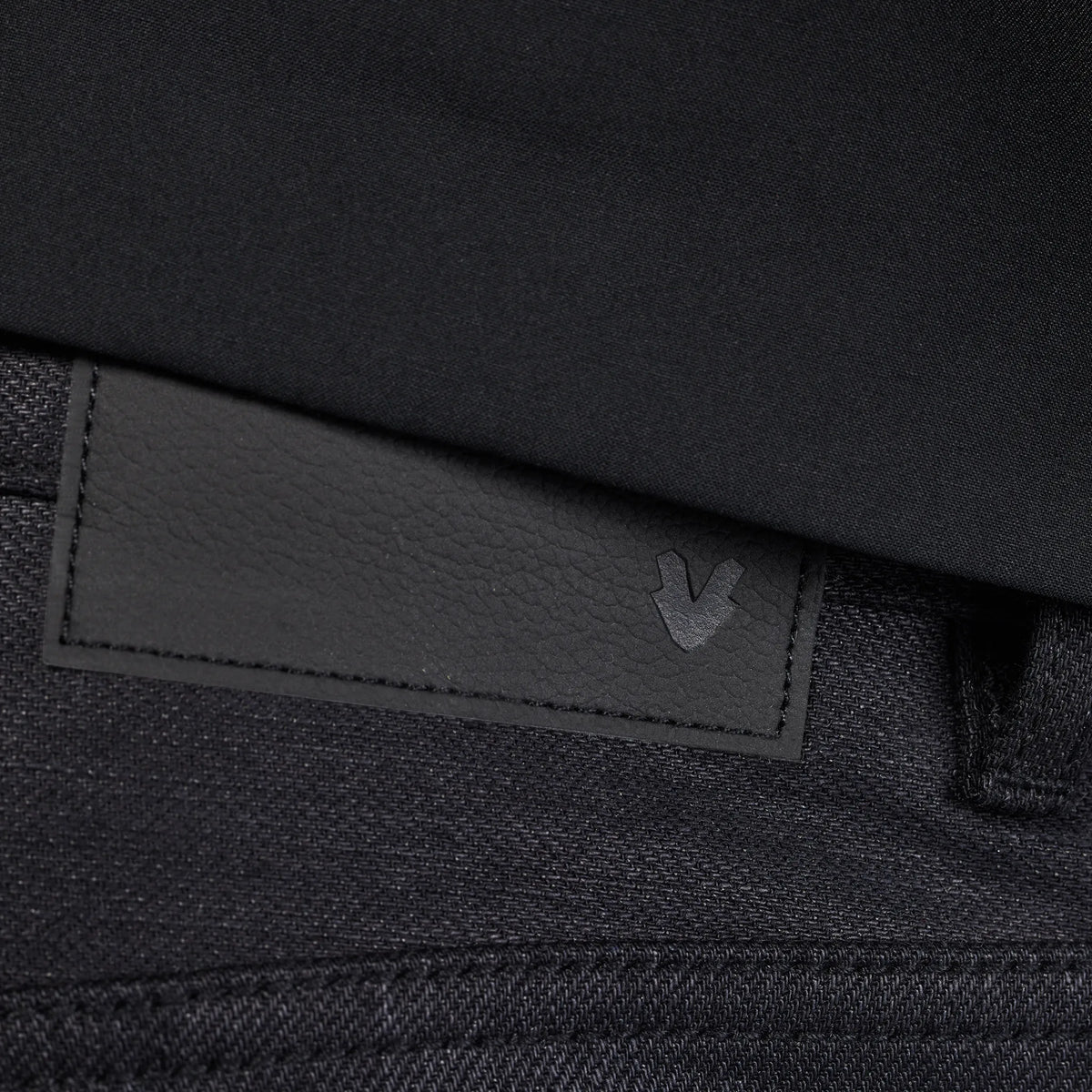 Indestructible Jeans. Black edition
