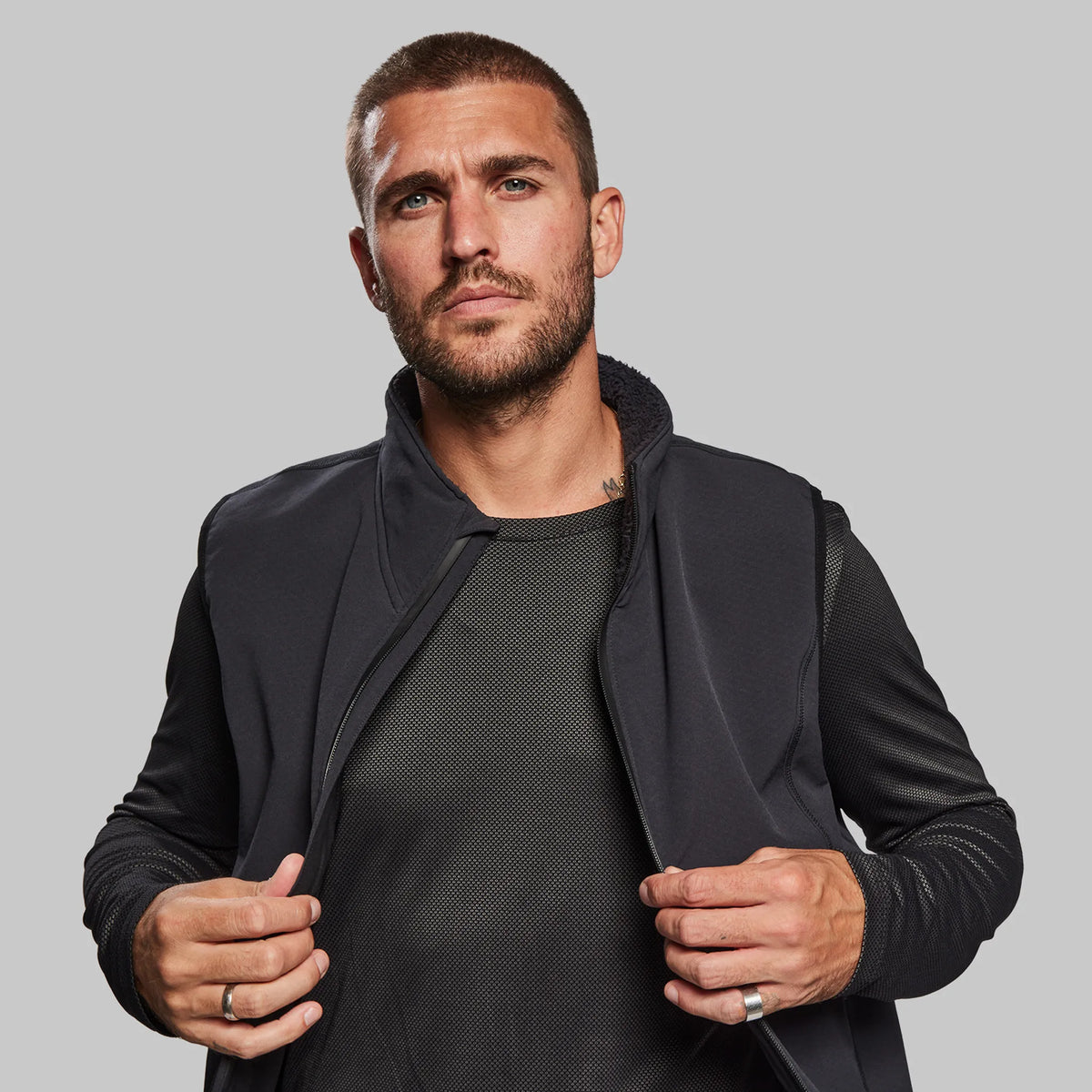 Planet Earth Fleece Vest. Black edition