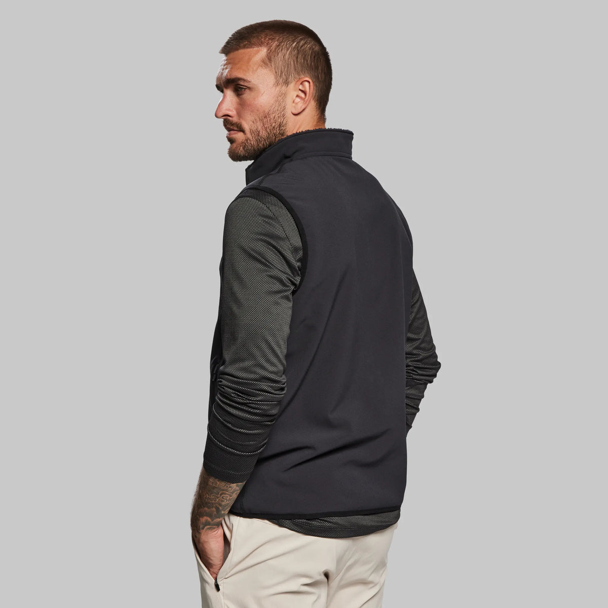 Planet Earth Fleece Vest. Black edition