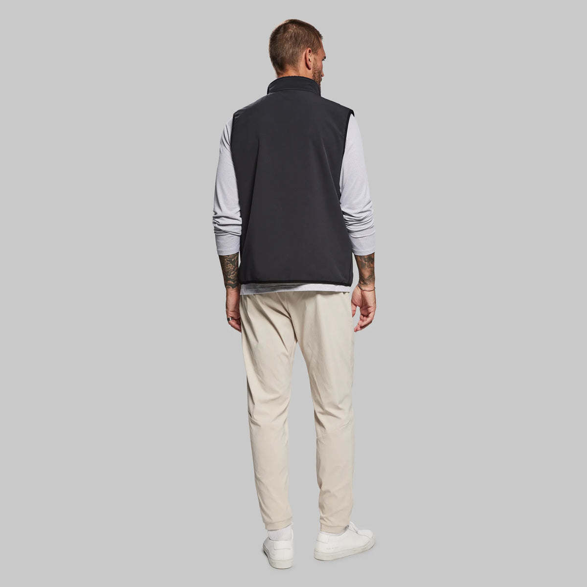 Planet Earth Fleece Vest. Black edition