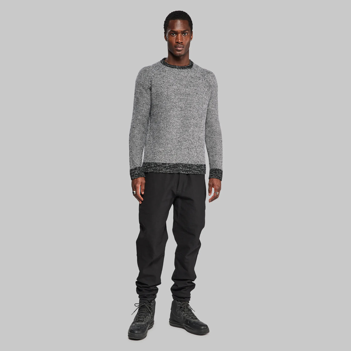 Lab-Grown Sweater. Black edition – Vollebak