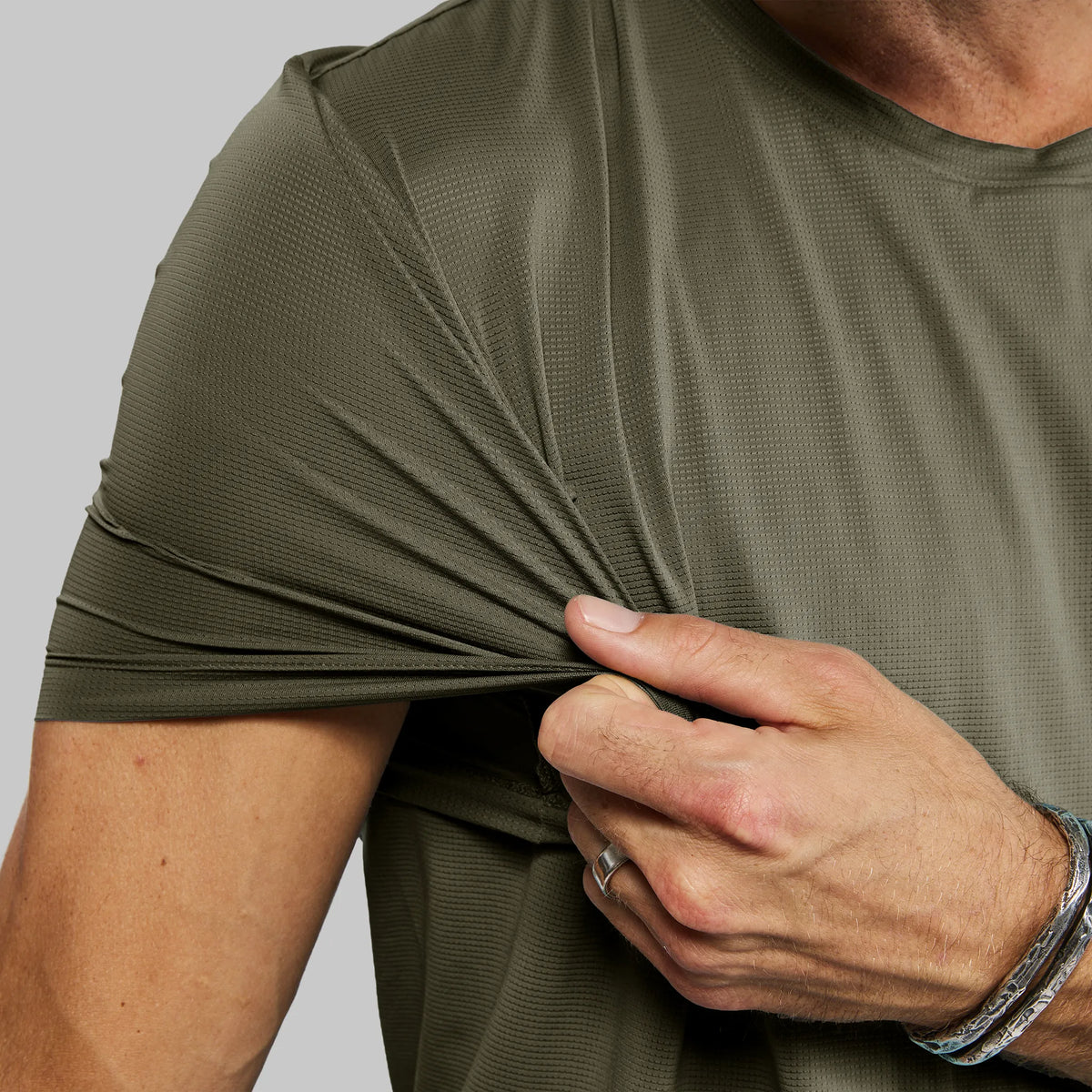 Ultralight T Shirt. Olive Night edition