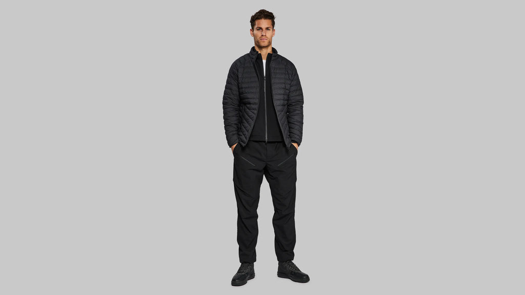 Ultralight Puffer with Dyneema®. Black edition – Vollebak